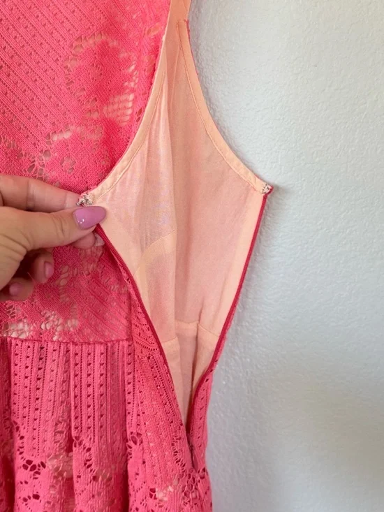 FREE PEOPLE 8 Rocco Dress in Cherry • Coral Pink Lace Fit & Flare Open Back Mini - Picture 6 of 11